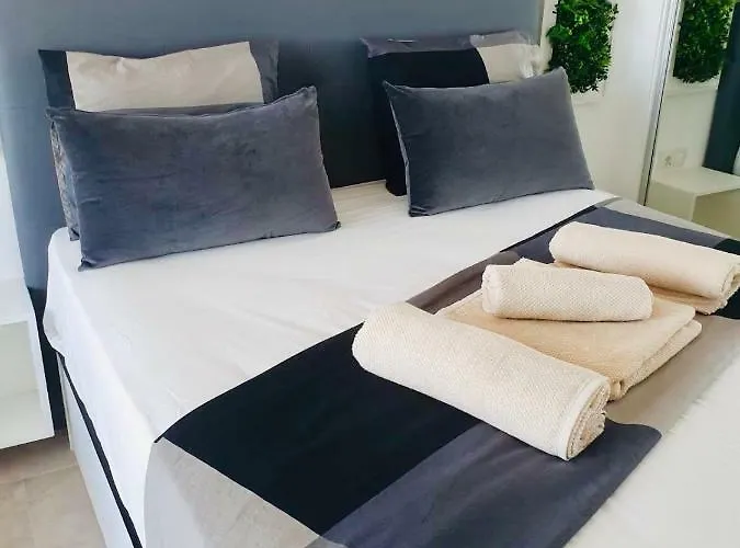 Torremolinoscari * Torremolinos